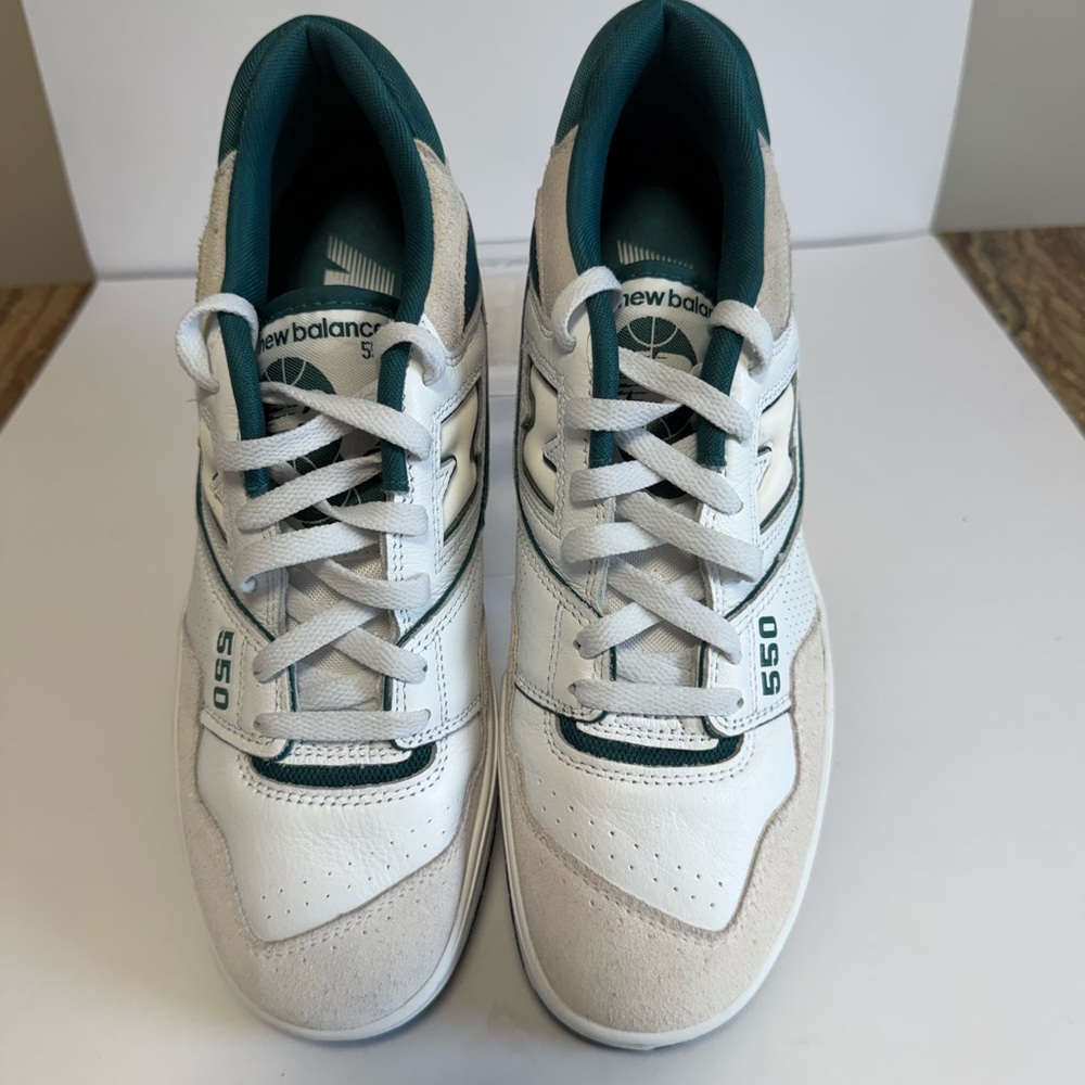 New Balance White and Teal Sneakers
